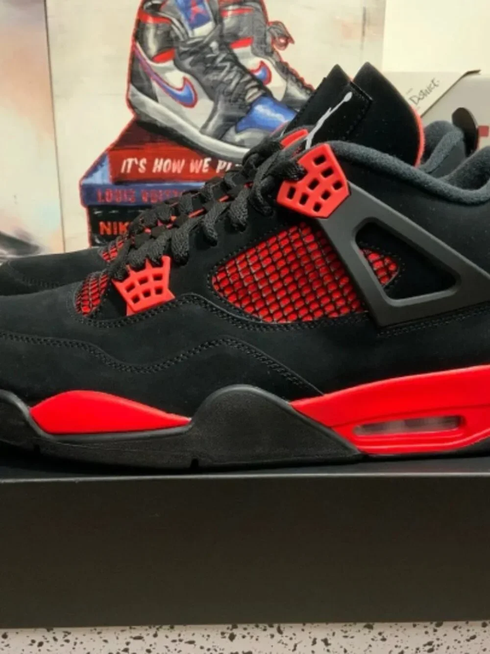 New Air Jordan 4 Retro “Red Thunder”